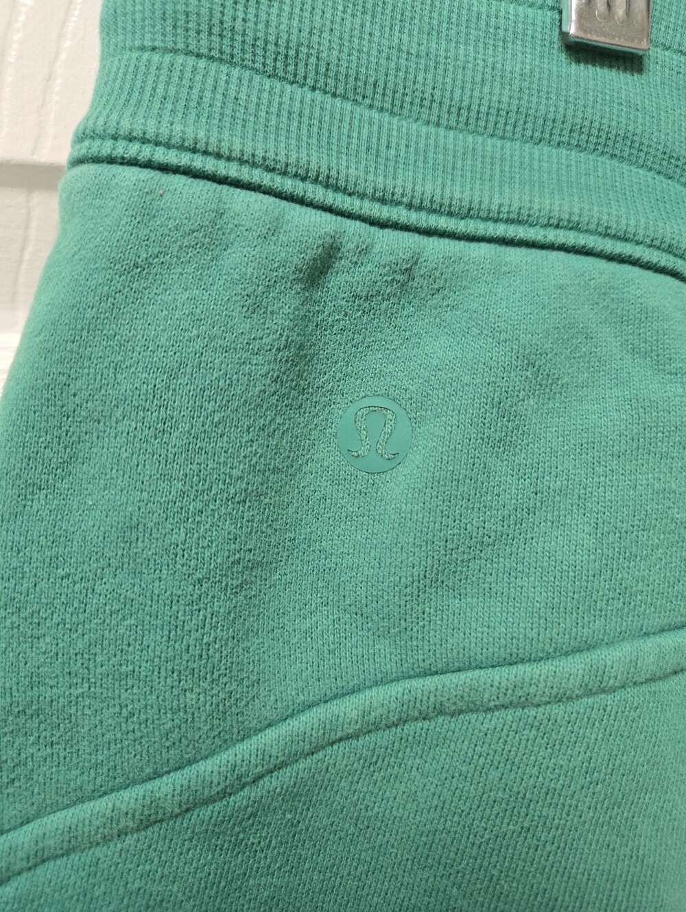 Lululemon Scuba High-Rise Short Cascadia Green - Picture 4 of 6